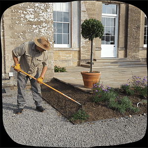 garden maintenance services digging